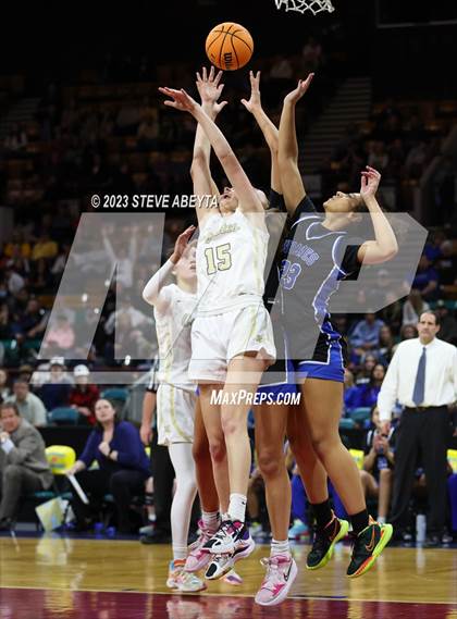 Thumbnail 1 in Grandview vs. Monarch (CHSAA 6A Championship) photogallery.