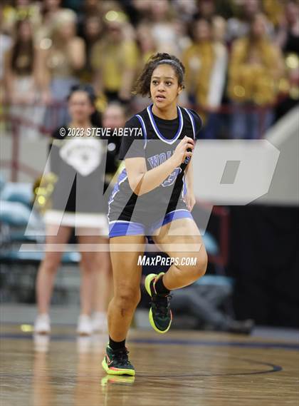 Thumbnail 1 in Grandview vs. Monarch (CHSAA 6A Championship) photogallery.
