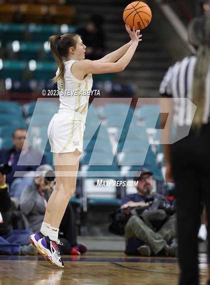 Thumbnail 2 in Grandview vs. Monarch (CHSAA 6A Championship) photogallery.