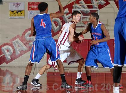Thumbnail 2 in Cantwell-Sacred Heart vs. George Washington Prep (Rose City Roundball Classic) photogallery.