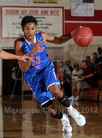 Thumbnail 3 in Cantwell-Sacred Heart vs. George Washington Prep (Rose City Roundball Classic) photogallery.