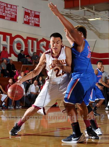 Thumbnail 2 in Cantwell-Sacred Heart vs. George Washington Prep (Rose City Roundball Classic) photogallery.