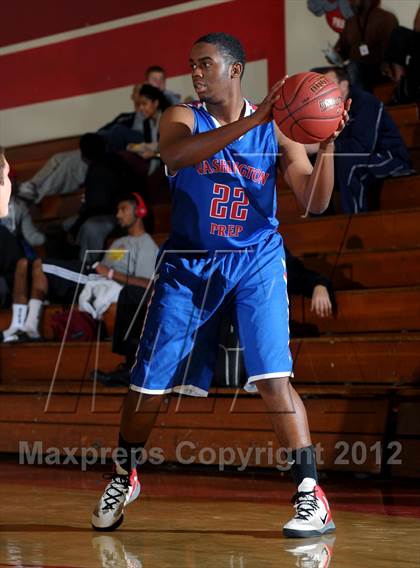 Thumbnail 1 in Cantwell-Sacred Heart vs. George Washington Prep (Rose City Roundball Classic) photogallery.