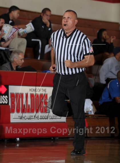 Thumbnail 3 in Cantwell-Sacred Heart vs. George Washington Prep (Rose City Roundball Classic) photogallery.