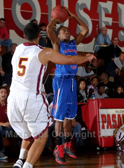 Thumbnail 1 in Cantwell-Sacred Heart vs. George Washington Prep (Rose City Roundball Classic) photogallery.