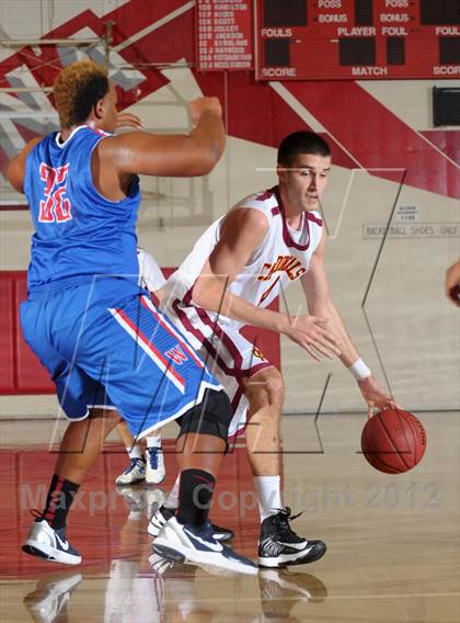 Thumbnail 3 in Cantwell-Sacred Heart vs. George Washington Prep (Rose City Roundball Classic) photogallery.