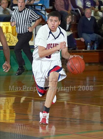 Thumbnail 2 in Modesto Christian vs. Sacramento (Gridley Invitational) photogallery.