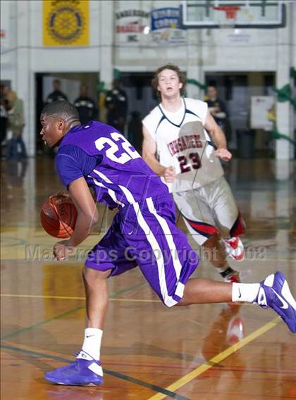 Thumbnail 3 in Modesto Christian vs. Sacramento (Gridley Invitational) photogallery.
