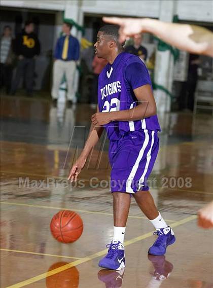 Thumbnail 3 in Modesto Christian vs. Sacramento (Gridley Invitational) photogallery.