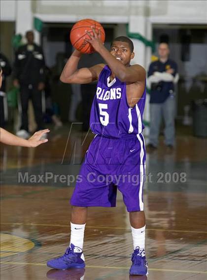 Thumbnail 2 in Modesto Christian vs. Sacramento (Gridley Invitational) photogallery.