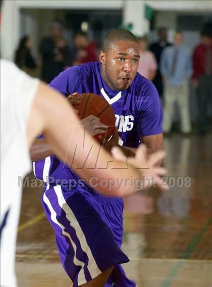 Thumbnail 1 in Modesto Christian vs. Sacramento (Gridley Invitational) photogallery.