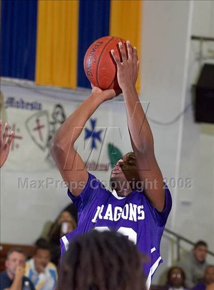Thumbnail 2 in Modesto Christian vs. Sacramento (Gridley Invitational) photogallery.