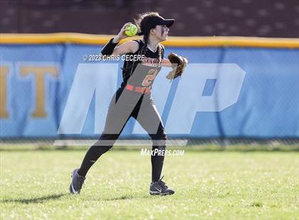 Thumbnail 3 in Churchville-Chili @ Irondequoit photogallery.