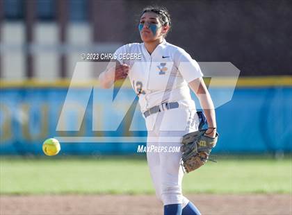Thumbnail 2 in Churchville-Chili @ Irondequoit photogallery.