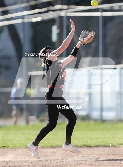 Thumbnail 2 in Churchville-Chili @ Irondequoit photogallery.