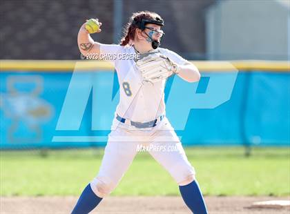 Thumbnail 1 in Churchville-Chili @ Irondequoit photogallery.