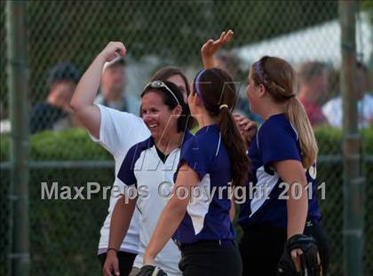 Thumbnail 2 in Holly Springs vs Alexander Central (NCHSAA 4A Semifinal) photogallery.