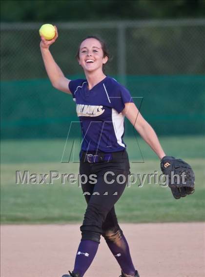 Thumbnail 2 in Holly Springs vs Alexander Central (NCHSAA 4A Semifinal) photogallery.
