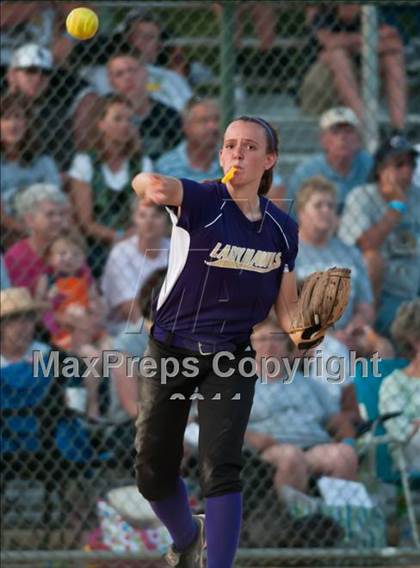 Thumbnail 3 in Holly Springs vs Alexander Central (NCHSAA 4A Semifinal) photogallery.