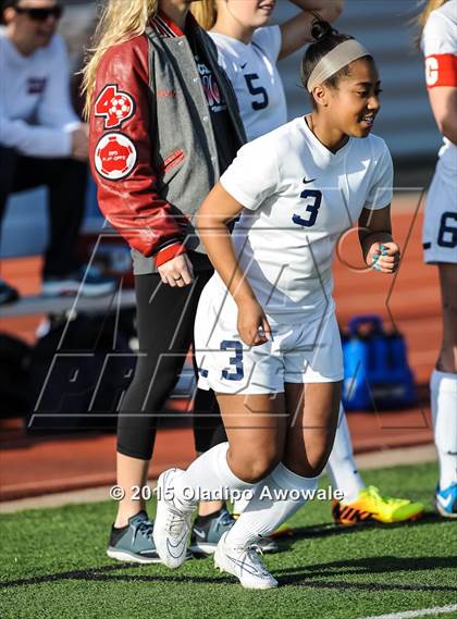 Thumbnail 2 in Rockwall Heath vs Centennial (UIL 5A Region II Area Playoff) photogallery.
