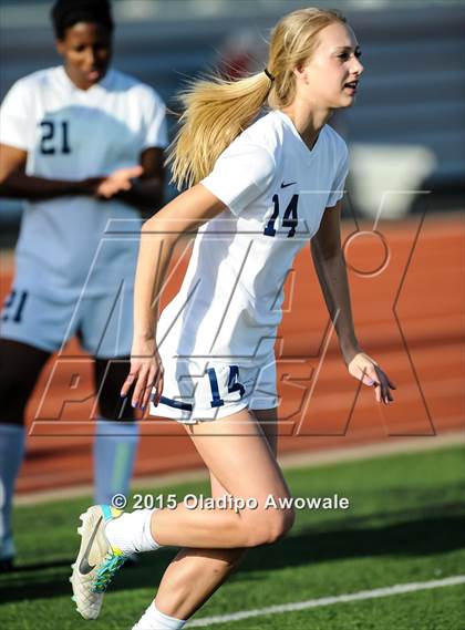 Thumbnail 2 in Rockwall Heath vs Centennial (UIL 5A Region II Area Playoff) photogallery.