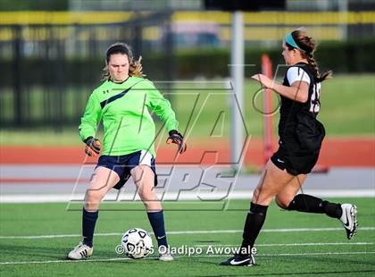 Thumbnail 2 in Rockwall Heath vs Centennial (UIL 5A Region II Area Playoff) photogallery.