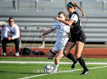 Thumbnail 3 in Rockwall Heath vs Centennial (UIL 5A Region II Area Playoff) photogallery.