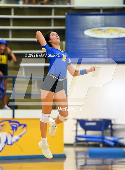 Thumbnail 1 in Cooper @ Frenship photogallery.