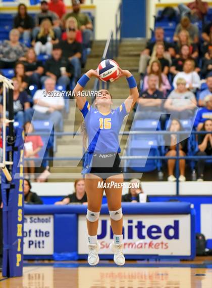 Thumbnail 1 in Cooper @ Frenship photogallery.