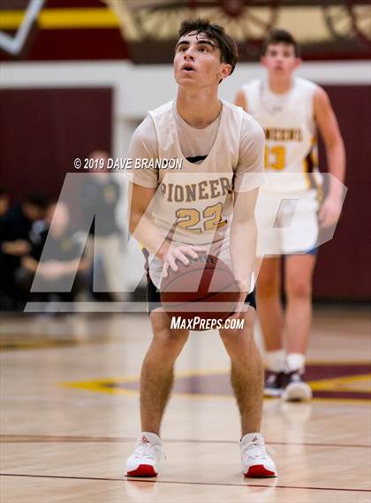 Thumbnail 1 in Santa Barbara @ Simi Valley (34th Annual Bob Hawking Simi Valley Tip-Off Classic) photogallery.