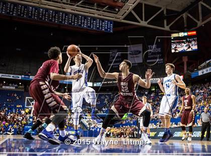 Thumbnail 2 in Doss vs. Covington Catholic (KHSAA Sweet 16) photogallery.