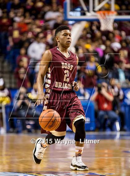 Thumbnail 2 in Doss vs. Covington Catholic (KHSAA Sweet 16) photogallery.