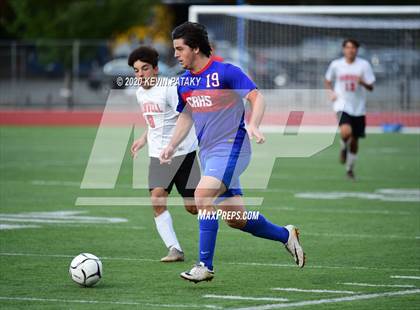Thumbnail 2 in Cromwell @ Coginchaug Regional photogallery.