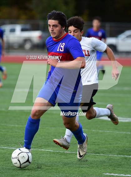 Thumbnail 2 in Cromwell @ Coginchaug Regional photogallery.