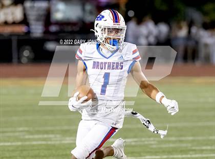 Thumbnail 3 in Christian Brothers vs. Jesuit photogallery.