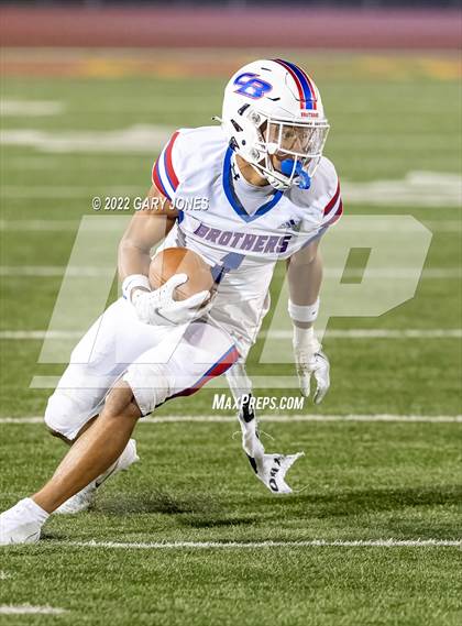 Thumbnail 2 in Christian Brothers vs. Jesuit photogallery.