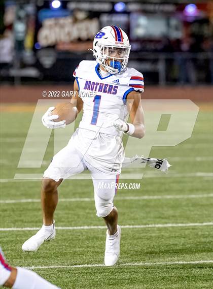 Thumbnail 1 in Christian Brothers vs. Jesuit photogallery.