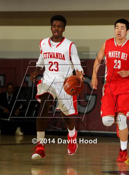 Thumbnail 3 in Etiwanda vs. Mater Dei (MaxPreps Holiday Classic) photogallery.