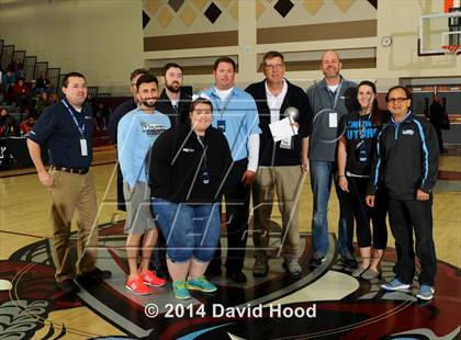 Thumbnail 1 in Etiwanda vs. Mater Dei (MaxPreps Holiday Classic) photogallery.