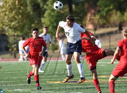 Thumbnail 2 in Jesuit vs. Marquette (Gateway City Soccer Classic) photogallery.