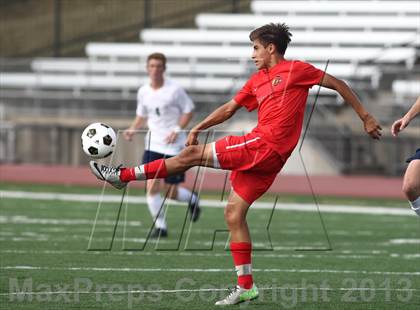 Thumbnail 3 in Jesuit vs. Marquette (Gateway City Soccer Classic) photogallery.