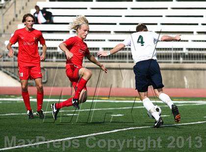 Thumbnail 2 in Jesuit vs. Marquette (Gateway City Soccer Classic) photogallery.