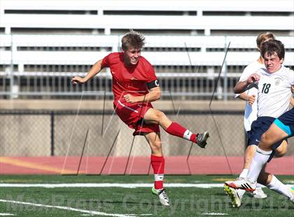 Thumbnail 2 in Jesuit vs. Marquette (Gateway City Soccer Classic) photogallery.