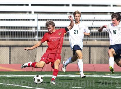 Thumbnail 1 in Jesuit vs. Marquette (Gateway City Soccer Classic) photogallery.