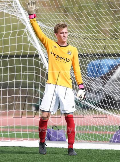 Thumbnail 3 in Jesuit vs. Marquette (Gateway City Soccer Classic) photogallery.