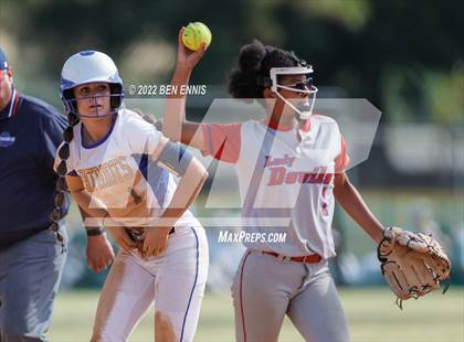 Thumbnail 3 in Hawkinsville vs Wilcox County (GHSA 1A D2 State Tournament) photogallery.