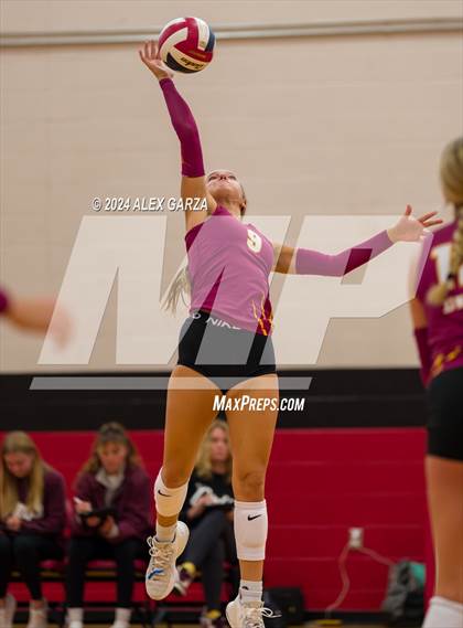 Thumbnail 3 in Dripping Springs vs. Leander photogallery.