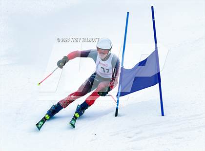 Thumbnail 3 in NYSPHSAA Section V Class A & B Giant Slalom Final (First Run) photogallery.