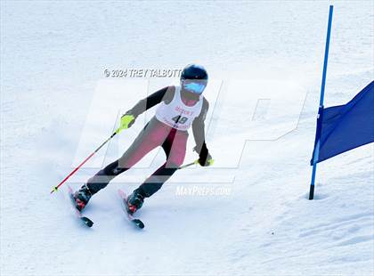 Thumbnail 3 in NYSPHSAA Section V Class A & B Giant Slalom Final (First Run) photogallery.