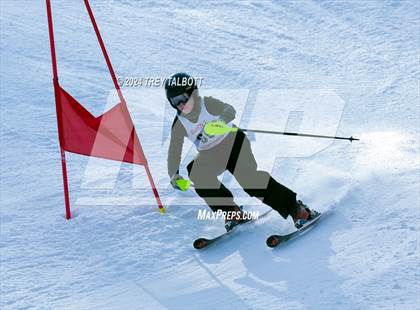 Thumbnail 3 in NYSPHSAA Section V Class A & B Giant Slalom Final (First Run) photogallery.
